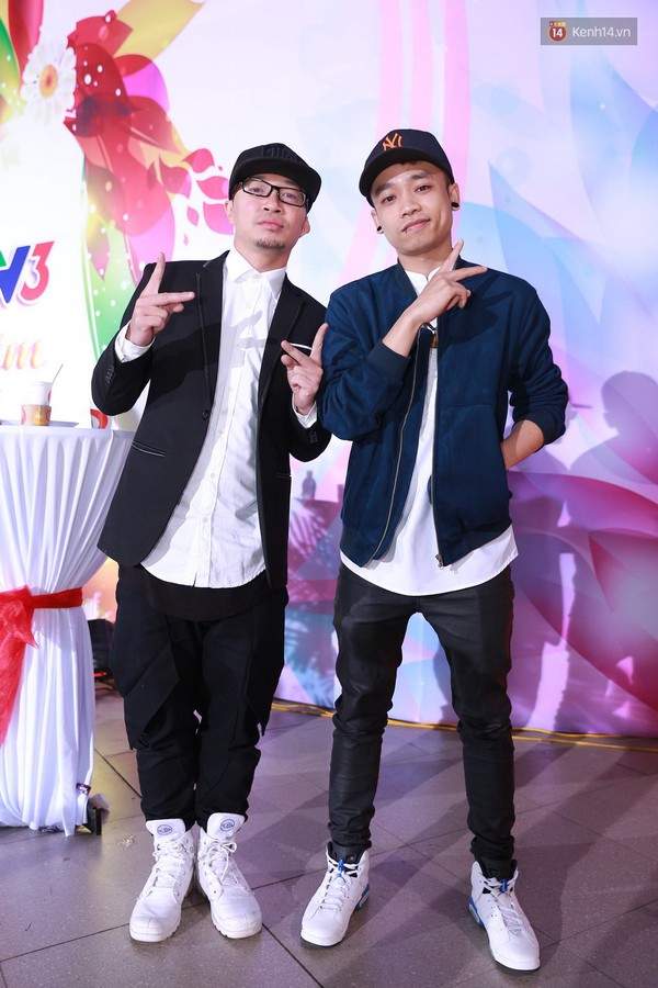 Thu Minh, T&oacute;c Ti&ecirc;n bắt tay nhau quậy tưng bừng ng&agrave;y sinh nhật 20 năm của VTV - Ảnh 17.