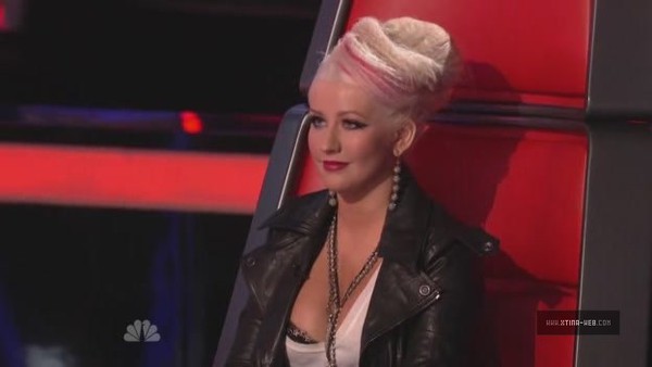 Christina Aguilera - Nữ hoàng biến hóa của The Voice Mỹ - Ảnh 8.