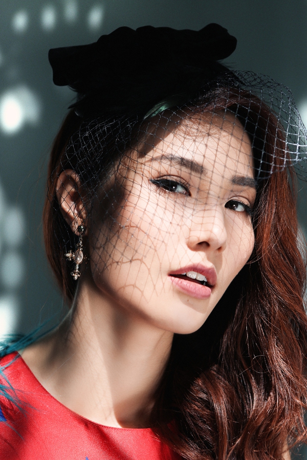 Ngẩn ngơ ngắm nhan sắc Diễm My 9X trong bộ ảnh mới - Ảnh 6.