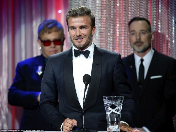 Beckham được UNICEF vinh danh l&agrave; Nh&agrave; từ thiện của năm - Ảnh 4.