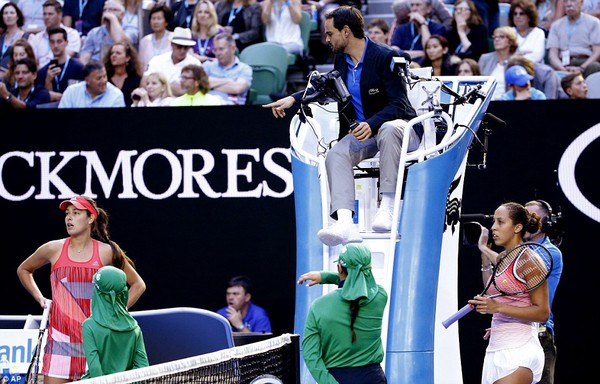Bố vợ Andy Murray đột quỵ tại Australian Open - Ảnh 1.
