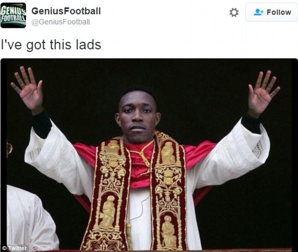 H&agrave;i hước: Welbeck th&agrave;nh vua, gi&aacute;o ho&agrave;ng... sau b&agrave;n thắng v&agrave;ng v&agrave;o lưới Leicester - Ảnh 4.