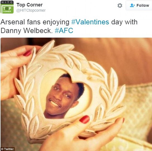 H&agrave;i hước: Welbeck th&agrave;nh vua, gi&aacute;o ho&agrave;ng... sau b&agrave;n thắng v&agrave;ng v&agrave;o lưới Leicester - Ảnh 7.