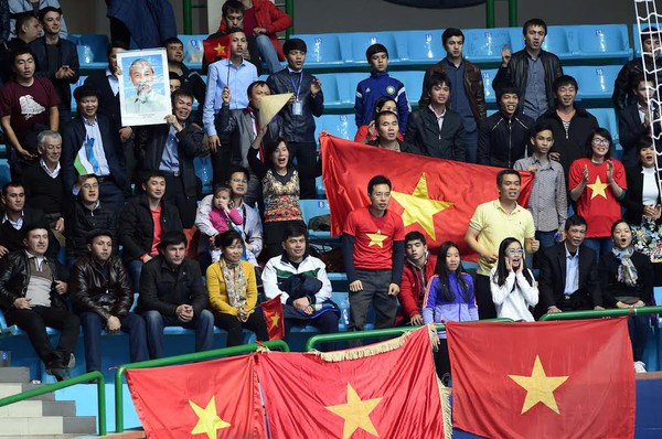 Thảm bại trước Iran, tuyển futsal Việt Nam vẫn có quyền ngẩng cao đầu - Ảnh 2.