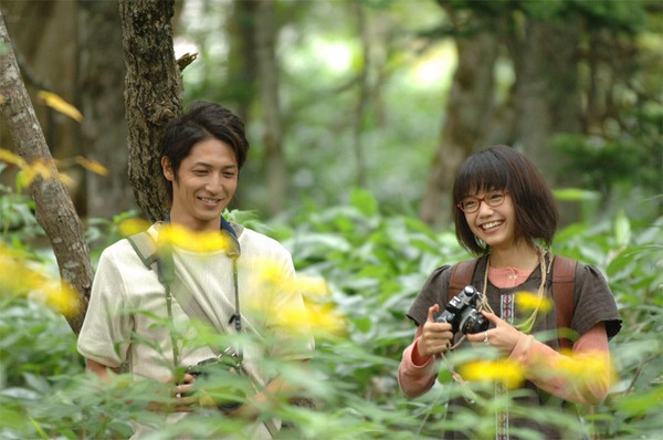 Nức lòng những khoảnh khắc lãng mạn mùa xuân đẹp mê ly trên màn ảnh Nhật - Ảnh 46.