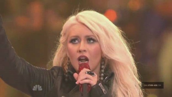 Christina Aguilera - Nữ hoàng biến hóa của The Voice Mỹ - Ảnh 10.