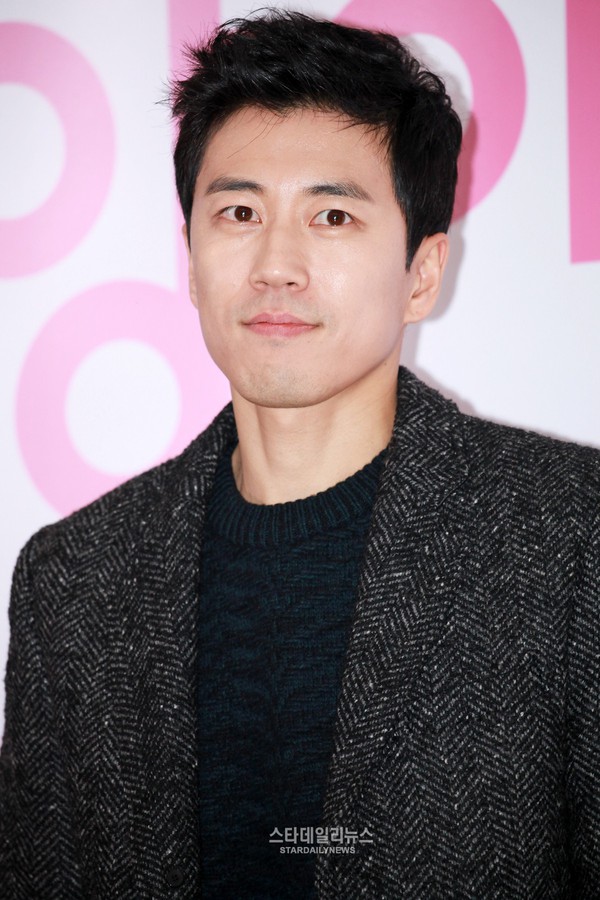 Loạt danh hiệu quốc d&acirc;n mới của l&agrave;ng giải tr&iacute; H&agrave;n Quốc tiếp tục ra đời - Ảnh 9.