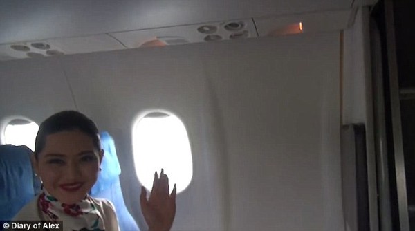 Ch&agrave;ng trai like a boss khi trở th&agrave;nh h&agrave;nh kh&aacute;ch duy nhất tr&ecirc;n chuyến bay của Philippine Airlines - Ảnh 6.