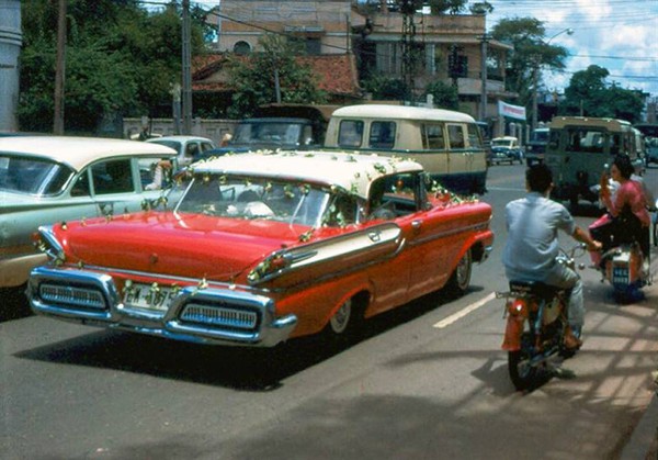 Có một Sài Gòn từng thanh lịch, duyên dáng và sành điệu như thế này ở những năm 60! - Ảnh 13.