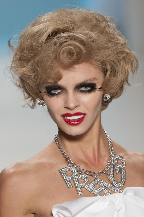 5 xu hướng l&agrave;m đẹp khủng khiếp nhất runway 2015 - Ảnh 12.