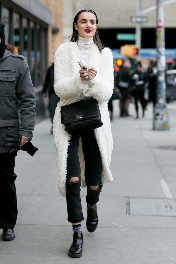 Street style off duty đẹp khó quên của các người mẫu tại NYFW - Ảnh 6.