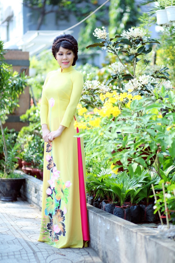 Việt Hương: Chương tr&igrave;nh h&agrave;i hiện nay nhiều nhưng vẫn chất! - Ảnh 4.