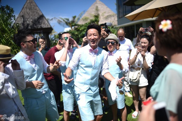 Th&iacute;ch th&uacute; với đ&aacute;m cưới cực nhắng nh&iacute;t của cựu th&agrave;nh vi&ecirc;n Running Man bản Trung - Ảnh 7.