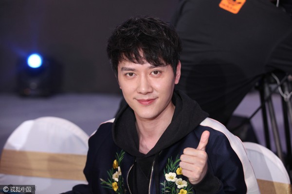Lưu Diệc Phi rạng rỡ b&ecirc;n Dương Dương sau tin đồn chia tay Song Seung Hun - Ảnh 10.