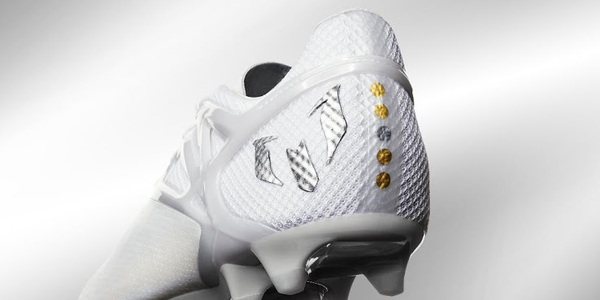 Adidas tặng Messi giày thửa tuyệt đẹp mừng Quả bóng vàng FIFA - Ảnh 4.