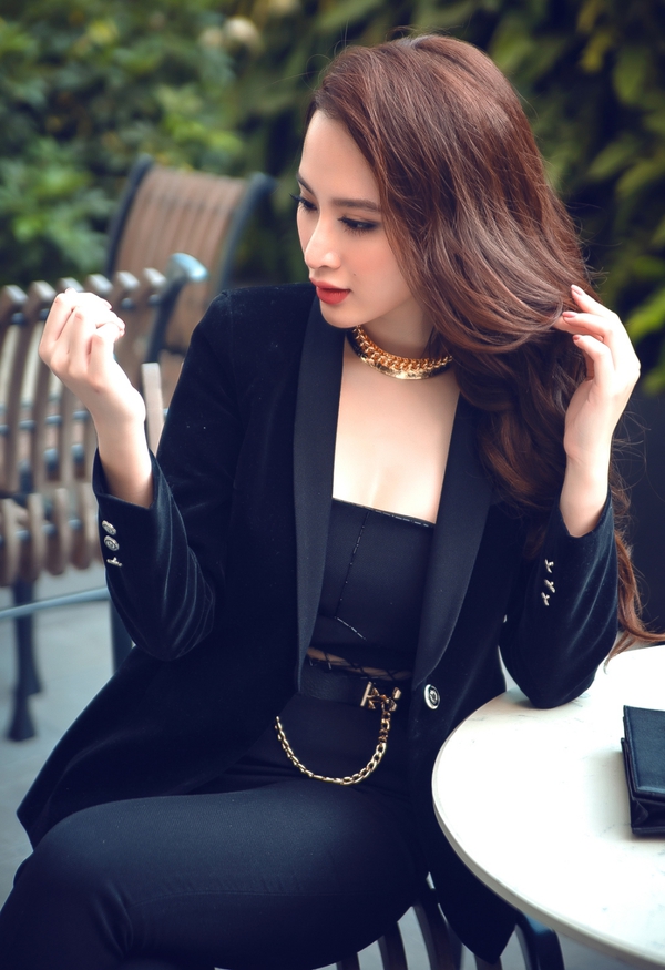 Angela Phương Trinh: T&ocirc;i th&iacute;ch Trường Giang hơn Mạc Hồng Qu&acirc;n! - Ảnh 11.