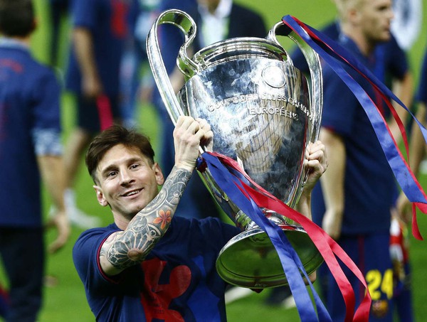 Nhìn lại hành trình đến Quả bóng vàng thứ 5 của Lionel Messi - Ảnh 7.