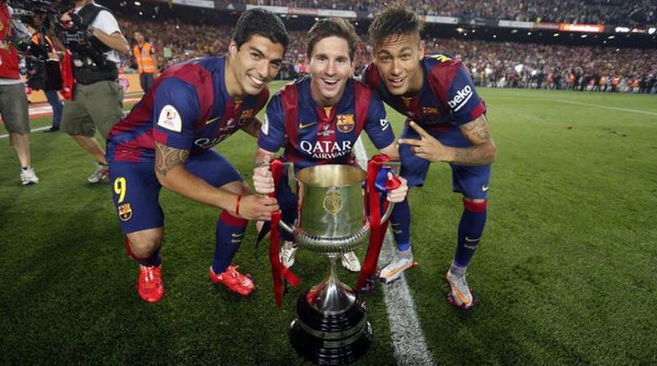 Nhìn lại hành trình đến Quả bóng vàng thứ 5 của Lionel Messi - Ảnh 8.