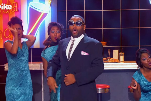 Lip Sync Battle: Chết cười với các màn hát nhép hài nhất mùa 2 - Ảnh 9.