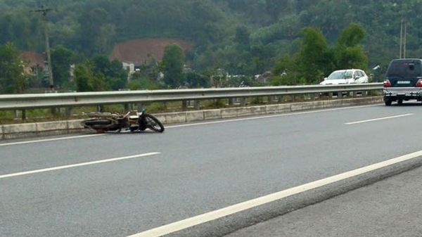 Những kilomet cu&ocirc;́i cùng và ranh giới mỏng manh giữa sự s&ocirc;́ng và cái ch&ecirc;́t - Ảnh 4.