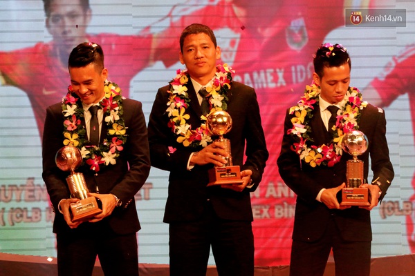 Anh Đức gi&agrave;nh QBV Việt Nam 2015, C&ocirc;ng Phượng ẵm giải trẻ - Ảnh 1.