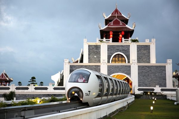 Khám phá Monorail hiện đại nhất Việt Nam tại Asia Park Đà Nẵng - Ảnh 3.