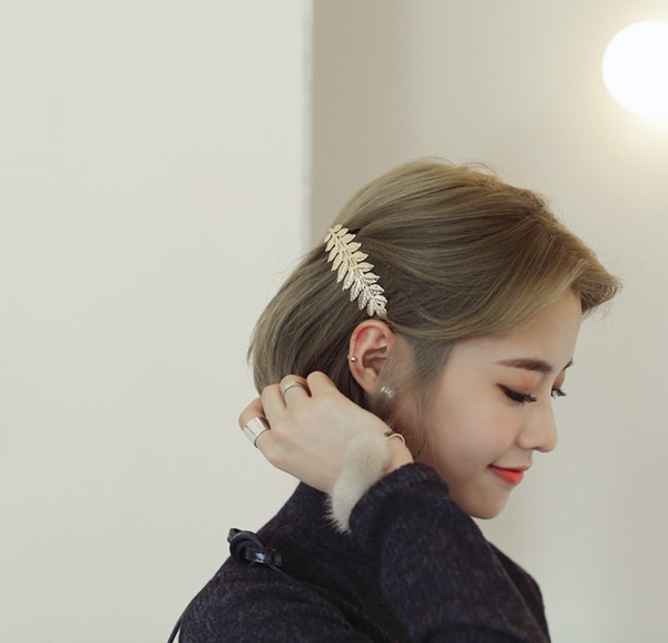 Gợi &yacute; kiểu t&oacute;c chơi Tết si&ecirc;u ưng mắt cho xứ n&oacute;ng v&agrave; xứ lạnh - Ảnh 7.