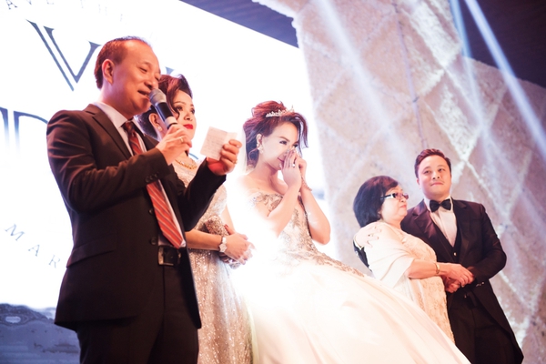 Xuýt xoa với những hình ảnh đẹp trong đám cưới cổ tích của Victor Vũ - Đinh Ngọc Diệp - Ảnh 6.