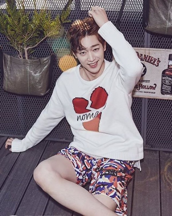 7 thương hiệu đang thống trị street style xứ H&agrave;n v&igrave; c&oacute; logo qu&aacute; chất - Ảnh 31.
