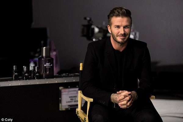 Beckham khoe cơ thể săn chắc ở tuổi 40 - Ảnh 6.