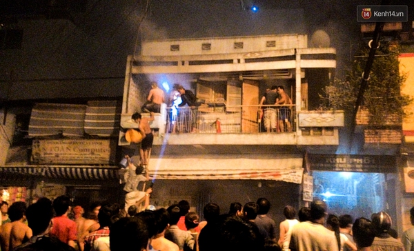 Rò rỉ khí gas trong lúc nấu ăn, tiệm cơm ở trung tâm Sài Gòn bị cháy rụi - Ảnh 1.