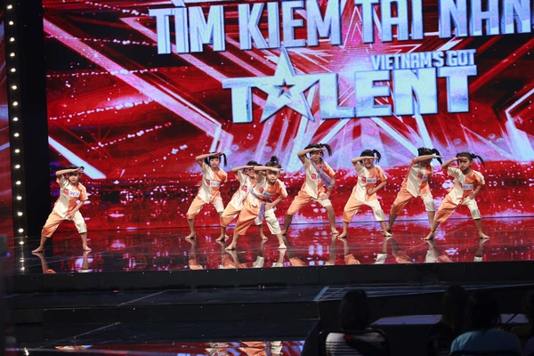 Got Talent: Cười mệt mỏi với th&aacute;nh chế nhạc, ch&agrave;ng trai viết rap số 1 Việt Nam - Ảnh 16.