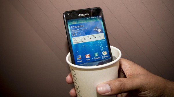 Điểm danh loạt smartphone ấn tượng vừa đổ bộ đầu năm - Ảnh 10.
