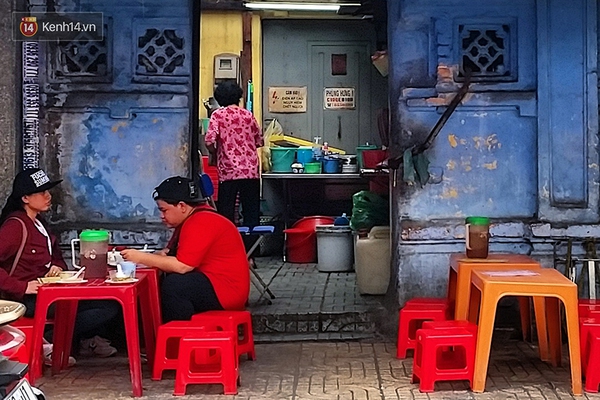 Đã mấy chục năm tuổi, nhưng những quán ăn Sài Gòn này lúc nào cũng đông nghịt - Ảnh 5.