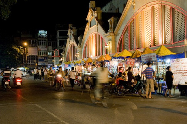 B&aacute;o T&acirc;y so s&aacute;nh: H&agrave; Nội - S&agrave;i G&ograve;n, du lịch ở đ&acirc;u cũng th&uacute; vị! - Ảnh 13.