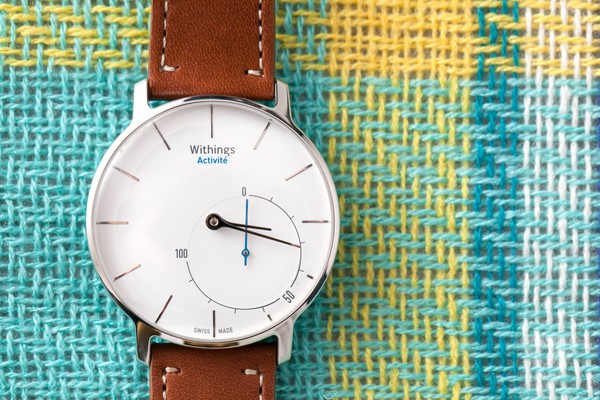 8 smartwatch xứng đáng được đeo trên tay phái đẹp - Ảnh 5.