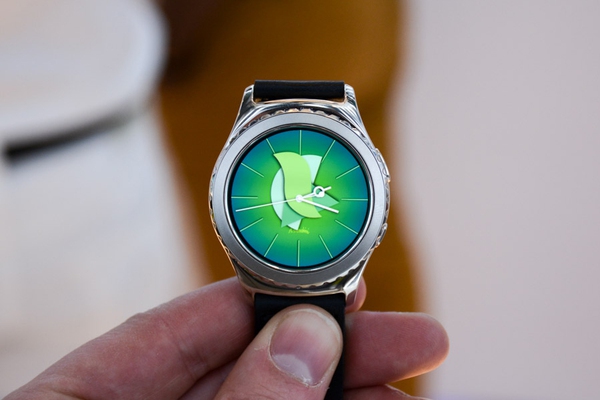 8 smartwatch xứng đ&aacute;ng được đeo tr&ecirc;n tay ph&aacute;i đẹp - Ảnh 7.
