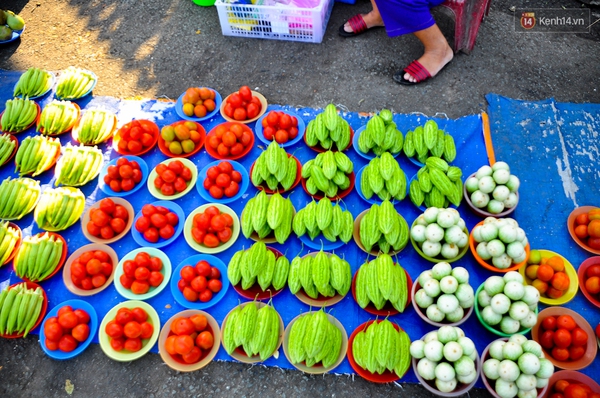 Độc đáo khu chợ bán thực phẩm đồng giá 5.000 đồng/ đĩa ở Sài Gòn - Ảnh 7.