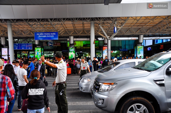 Quá tải ở sân bay Tân Sơn Nhất: Người dân chỉ nên đi đón người thân khi thực sự cần thiết - Ảnh 5.