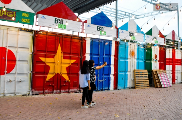 Độc đáo khu chợ làm bằng thùng container mới toanh giữa lòng Sài Gòn - Ảnh 6.