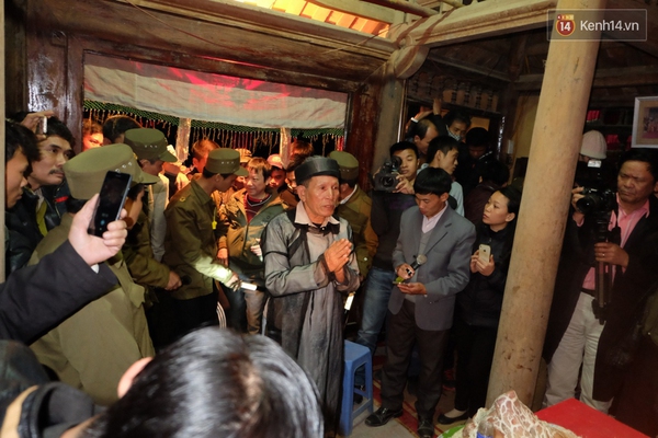 Ngượng đỏ mặt xem lễ hội linh tinh t&igrave;nh phộc l&uacute;c nửa đ&ecirc;m - Ảnh 2.