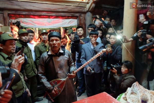 Ngượng đỏ mặt xem lễ hội linh tinh t&igrave;nh phộc l&uacute;c nửa đ&ecirc;m - Ảnh 9.