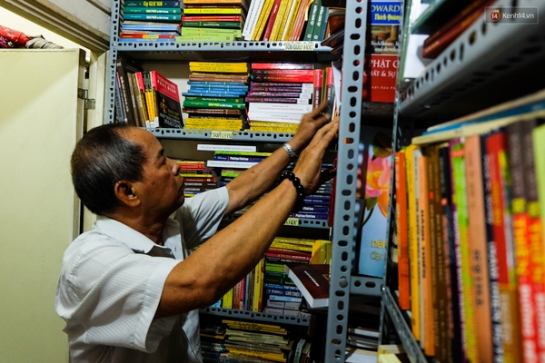 Ấm lòng với tiệm sách cho người đọc và mượn miễn phí ở Sài Gòn - Ảnh 9.