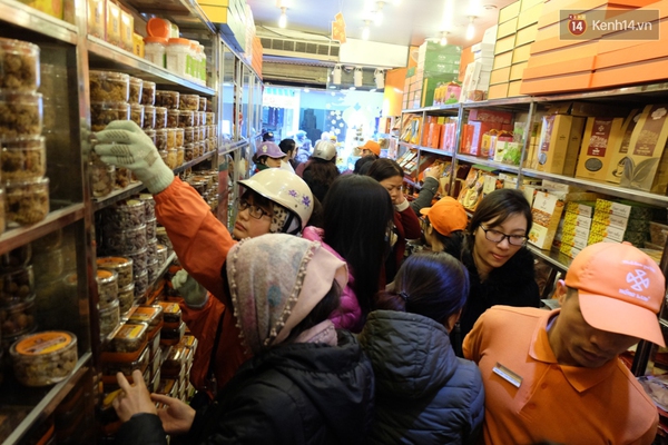 Hồng Lam ngừng bán ô mai chua ngọt sau khi bị phát hiện dùng đường hoá học vượt mức 8 lần - Ảnh 5.