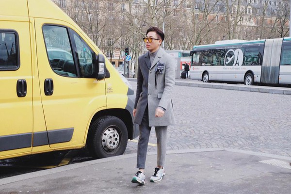 Paris mùa này bỗng tràn ngập bóng dáng các fashionista Việt - Ảnh 4.