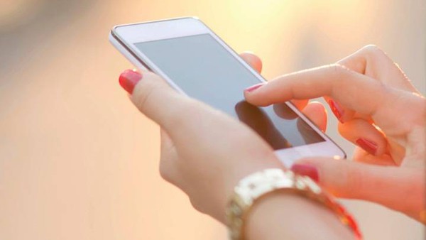Bạn sẽ kh&ocirc;ng tin lại c&oacute; smartphone gi&aacute; chưa đến... 80.000 đồng - Ảnh 2.