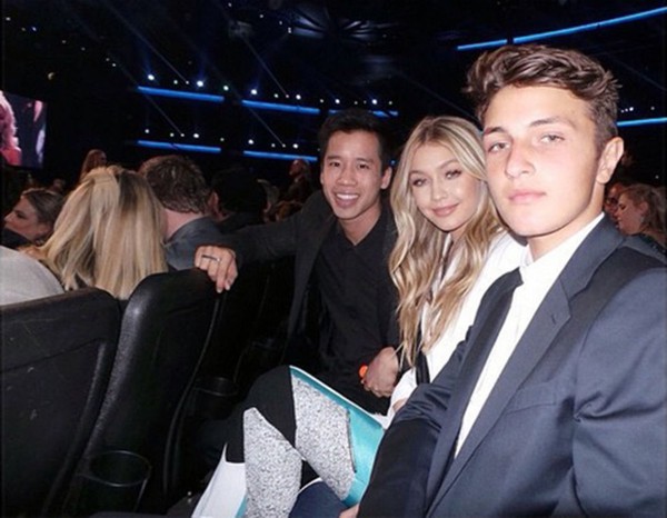 Em trai mỹ nam của Gigi Hadid nối g&oacute;t chị l&agrave;m người mẫu - Ảnh 12.