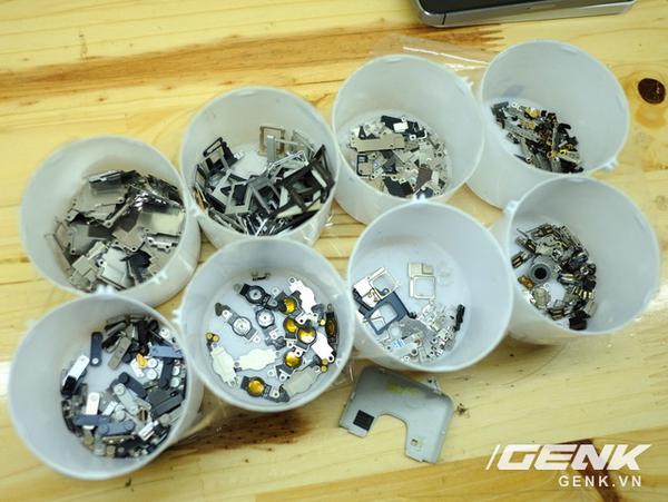 Đừng vội th&aacute;n phục người Trung Quốc, thợ Việt Nam cũng dựng được iPhone từ n&aacute;t bươm th&agrave;nh mới tinh - Ảnh 4.