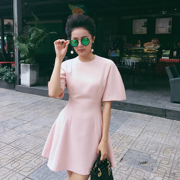 5 cô nàng hot girl Việt mặc đẹp nhất năm 2015! - Ảnh 46.