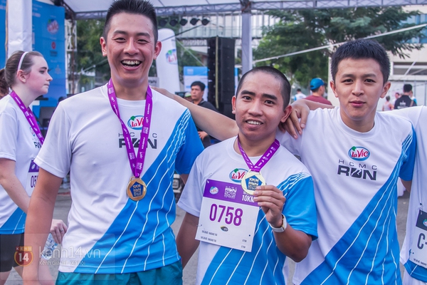 HCMC Run 2016 gây sốt khi đã phủ kín đường chạy 10km và 21km - Ảnh 6.